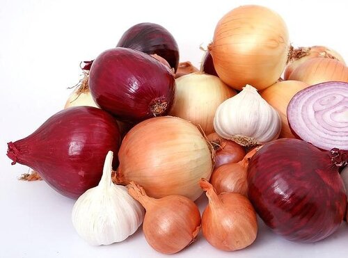 onions-g919cd0858_640.jpg